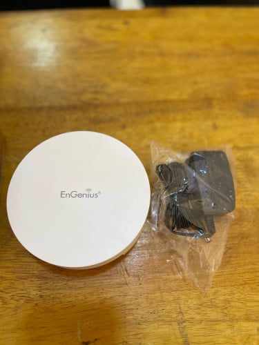 Access point brand Engenius EWS330AP from USA 99%