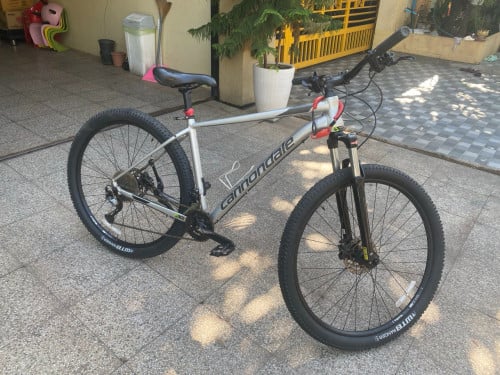 Cannondale 21 speed Mountain Bike for Sale