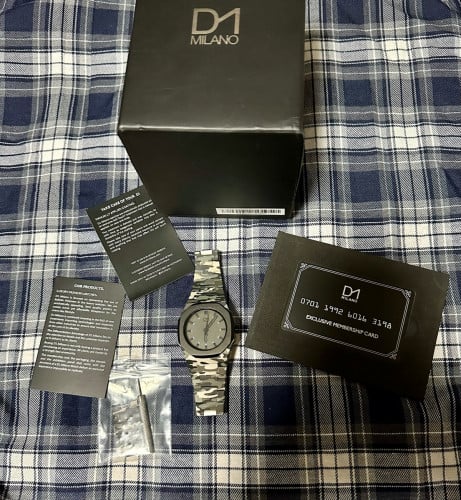 D1 polycarbonate new 99% full box