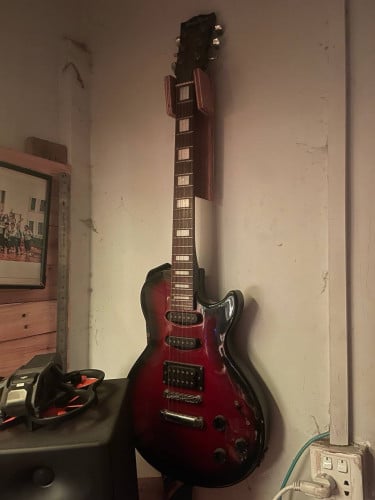 Guitar solo  and bass