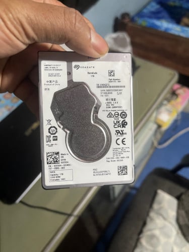 HHD laptop 1T