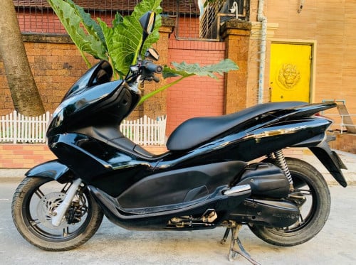 Honda Pcx (125cc,from Japan)