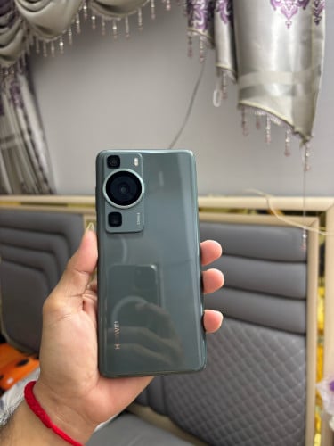 Huawei P60 128G Ram8G Sim2 CH អេក្រង់ស្រុីន ស្ទើរតួរតិចៗ