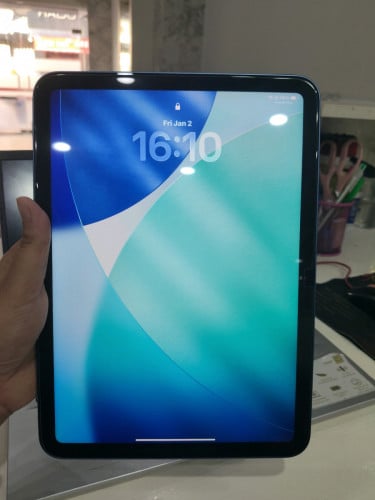 Ipad 11th generation 128g ថ្ម 99%