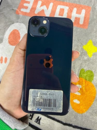 iPhone 13 សានុំហ្សីន