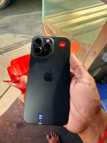 iPhone 15 pro Max 256G សាណុំណែន