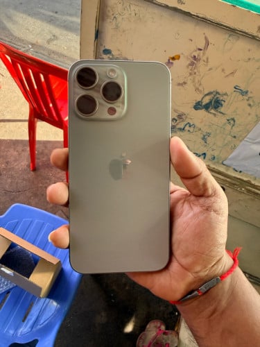 iPhone 15 pro Max ZP សាណុំ