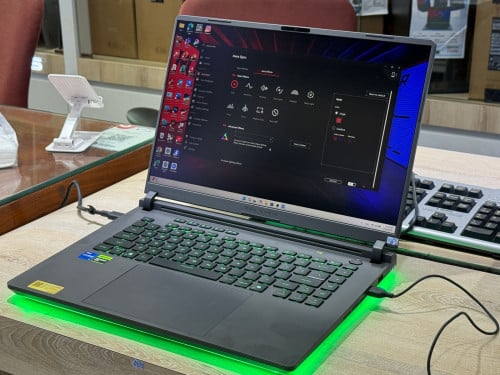 New Asus RIG Strix G615 / Core i7-14650HX /Ram 16GB /1000GB / RTX 5050 8GB