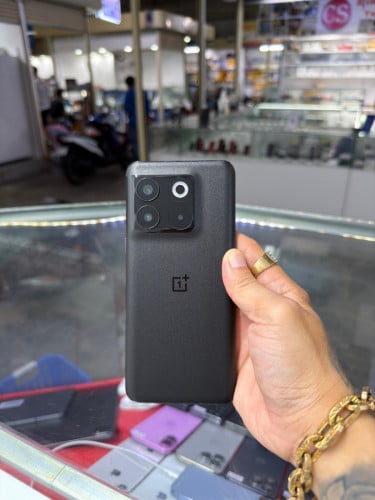 OnePlus 10T USA Black Ram8GB HD128GB Phone Condition 90% , ដានអេក្រង់បន្តិច