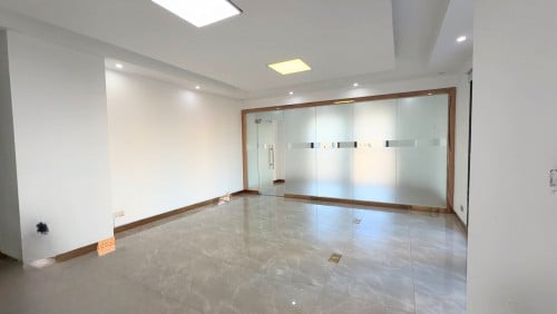 Prime Office Space for Lease – Mid-Level Floor with Extra Space- BKK1_ $650/month
