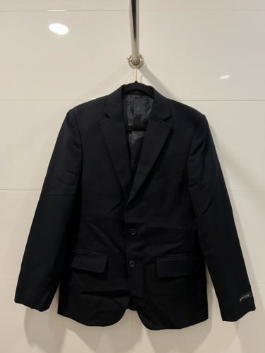 Reselling Men’s Suit