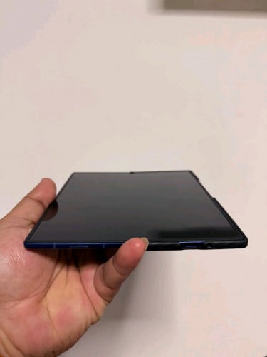 samsung galaxy Z Fold7 512G ក្រុមហ៊ុន 99%