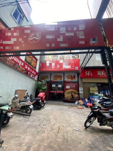 Shop for rent near  Prince Central Plaza