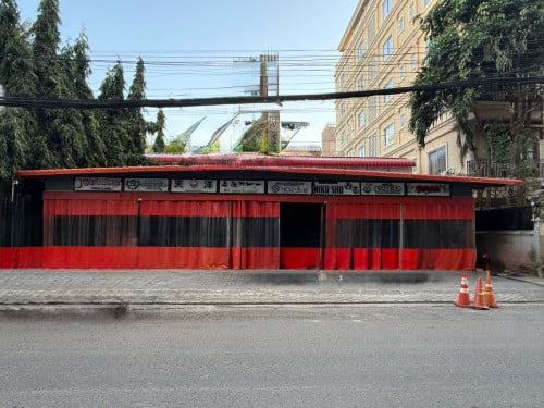 Shophouse for rent BKK1