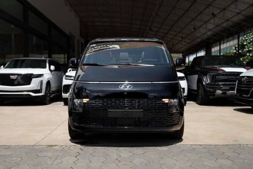 Staria Premium 11Seats