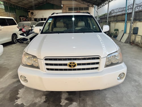 Toyota Highlander 2002 limited Full option 18500$ចរចារបាន ធានា មិនបុក​មិនកាត់ត​នឹងមិនស្ងោរប្តូរពណ៌​