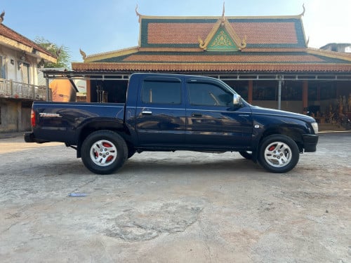 Toyota TIGER 2000 2 កឹប V4 ម៉ាសុីនម៉ាស៊ូត 2L