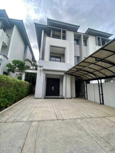 Twin Villa for rent at borey Chipmong 598