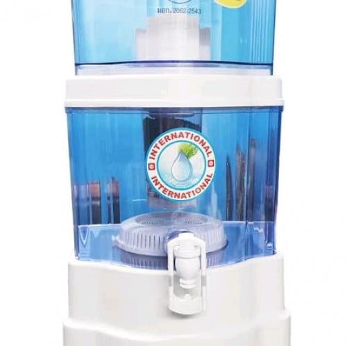 Water Jug with Filter