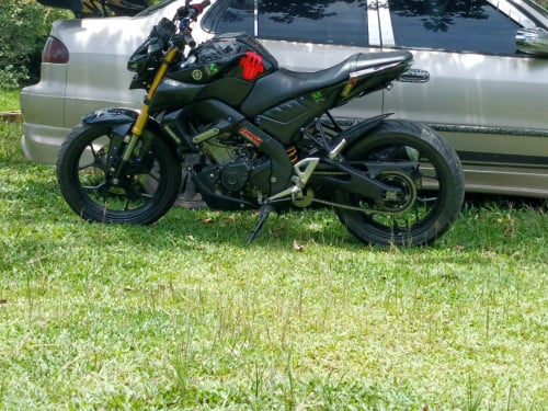 Yamaha mt-15