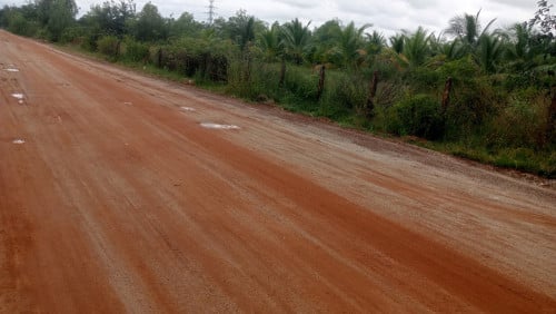 ដីភូមិលក់