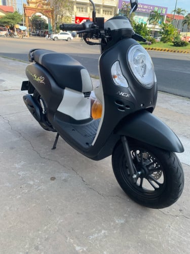 ម៉ូតូ)(024)(មានពន្ធលក់(2270)