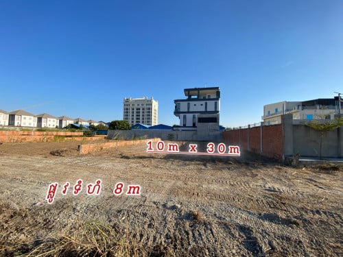 ដីលក់បន្ទាន់ 10m x 30m ក្រោយបុរីភ្នំពេញផាក ជ្រោយចង្វារ