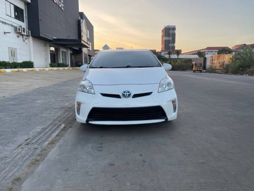 រំលស់បាន 2013 op3 Persona ឡានថ្មី