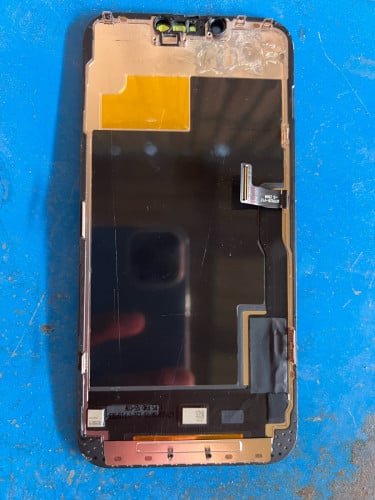 មានបងប្អូនត្រូវការអេក្រ copy 13pro max ទេប្រើបានលក់25$