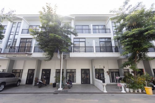 🏡វីឡាកូនកាត់សម្រាប់លក់ | Link Villa for Sale