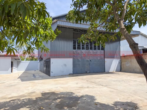 200 Sqm Warehouse On 600 Sqm Land Space For Lease Near AEON Mall 2