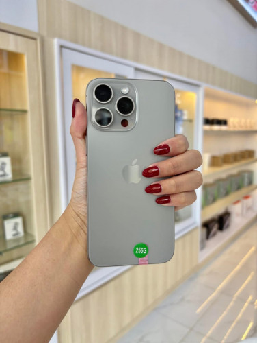 350$ យកបាន 15 pro max