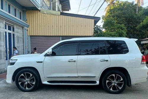 Land Cruiser 2009 up2021  2BK