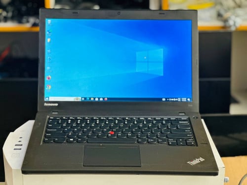 Lenovo Thinkpad T440 14’ ( CPU I5-4300M / 8GB DDR3 / SSD 128GB ) 65$
