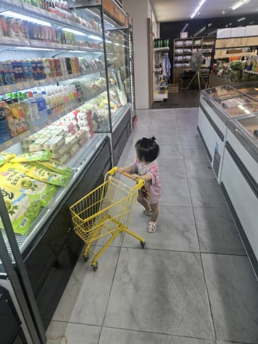 Looking for a babysitter. @@@