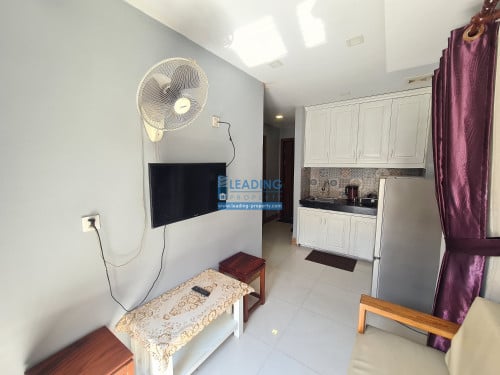 N932 | Western Styled 2 Bedrooms Apartment For Rent Near Independent Monument
