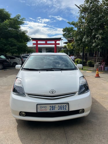 Prius 08 full option រំលោះសុទ្ធបាន