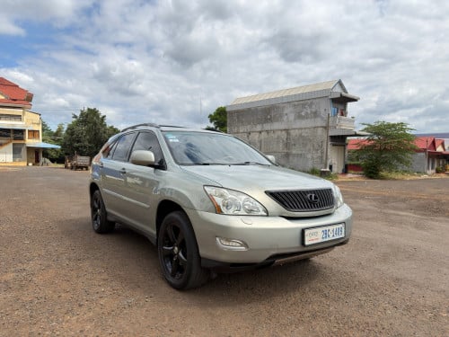 RX330ឆ្នាំ2006 P2 Full Option ឡានម្ចាស់ប្រើផ្ទាល់ តម្លៃចចារគ្នាបាន ឡានមូលប្រើតិច