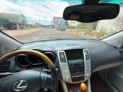 RX330ឆ្នាំ2006 P2 Full Option ឡានម្ចាស់ប្រើផ្ទាល់ តម្លៃចចារគ្នាបាន ឡានមូលប្រើតិច