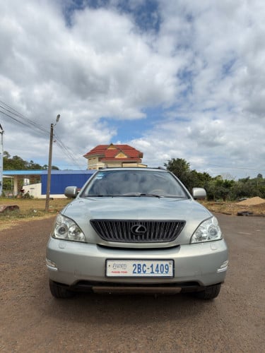 RX330ឆ្នាំ2006 P2 Full Option ឡានម្ចាស់ប្រើផ្ទាល់ តម្លៃចចារគ្នាបាន ឡានមូលប្រើតិច