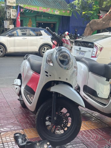 Scoopy club 021 ចង់លក់