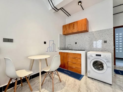 Studio Room $275/month