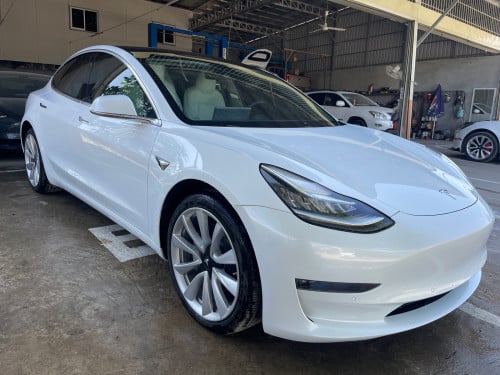 Tesla model 3 ម៉ូទ័រ ២