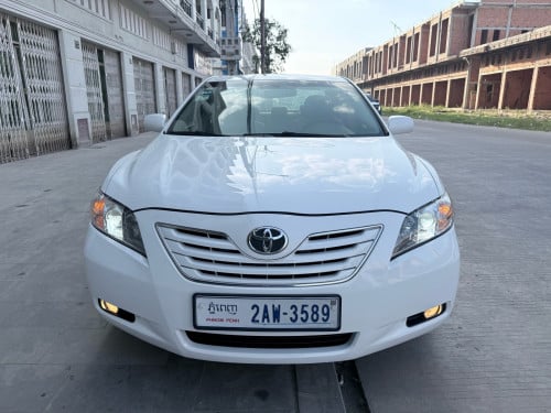 Toyota Camry 2007 XLE FULL OPTION ក្នុងលឿង ប្រភេទឡានមូលសានុំស្រីន ឡានថ្មីខ្លាំង