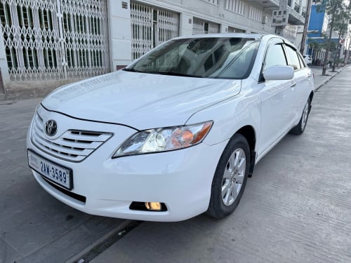 Toyota Camry 2007 XLE FULL OPTION ក្នុងលឿង ប្រភេទឡានមូលសានុំស្រីន ឡានថ្មីខ្លាំង