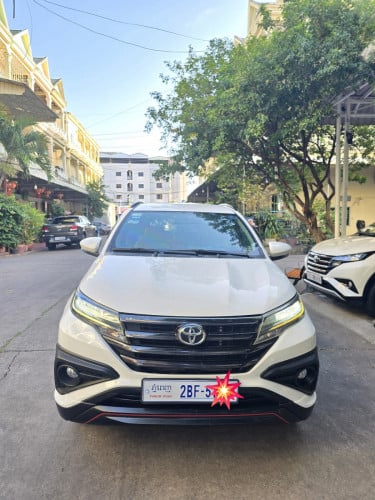 ToyotaRush TRD full option កាត់បានថ្មីៗៗៗ