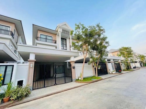 Twin Villa For Sale Peng Hout Boeng Snor