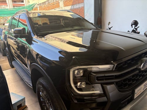 Wildtrak 2023 ថ្នាំ​ស៊ីន​មួយ​ជុំ​ មហាថ្មី​