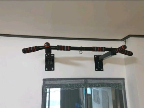 ដងចាប់ជាប់ជញ្ចាំង ហាត់ប្រាណ