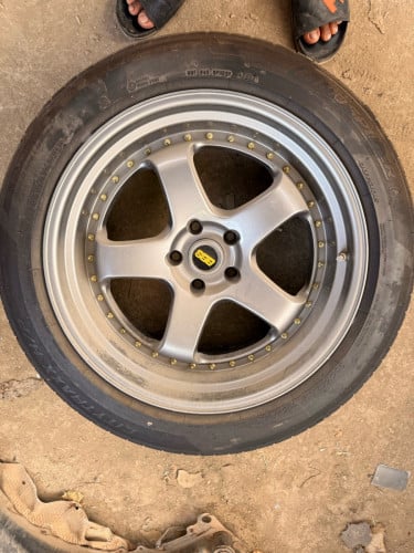 សំបកកង់ដឺលេ២០២៥